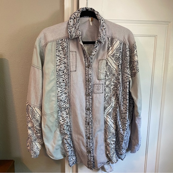 Free People Paisley Patchwork Oversized Button Up Shirt, Blue & White Floral Top - Picture 4 of 11